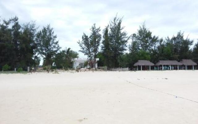 Timothe Beach Bungalow