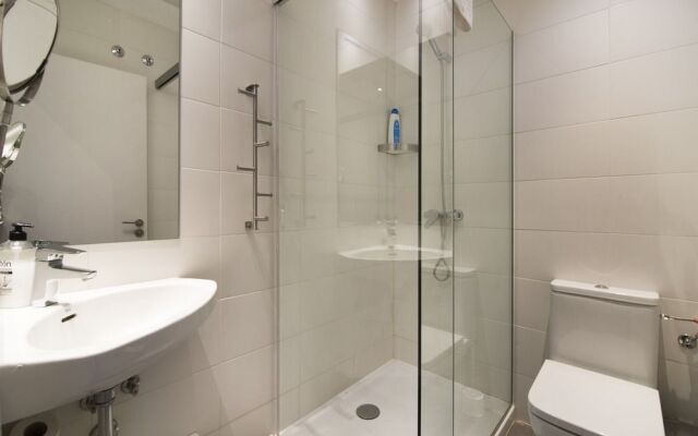 Happy People Plaza España