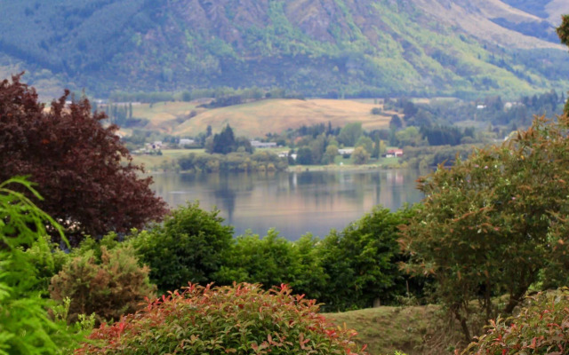 The Shan's Luxury Lodge