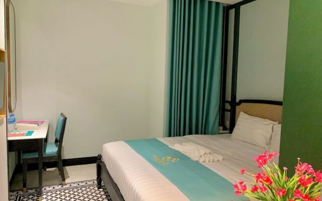 Saocharm Sài Gòn Hotel
