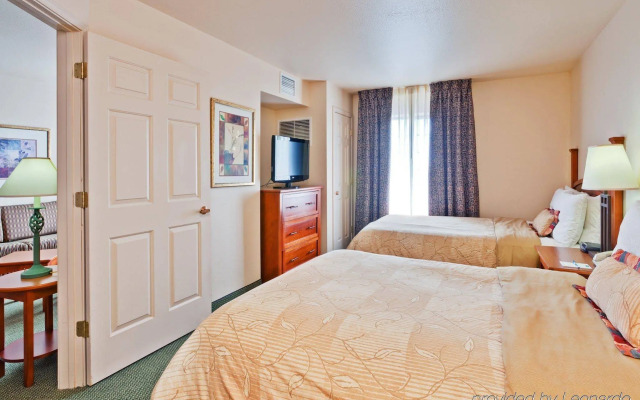 Staybridge Suites Chicago - Glenview by IHG