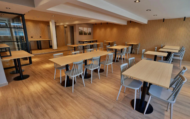 M383 Hotel Bariloche