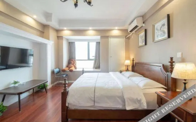 128 Sunshine Apartment Wuchang train station