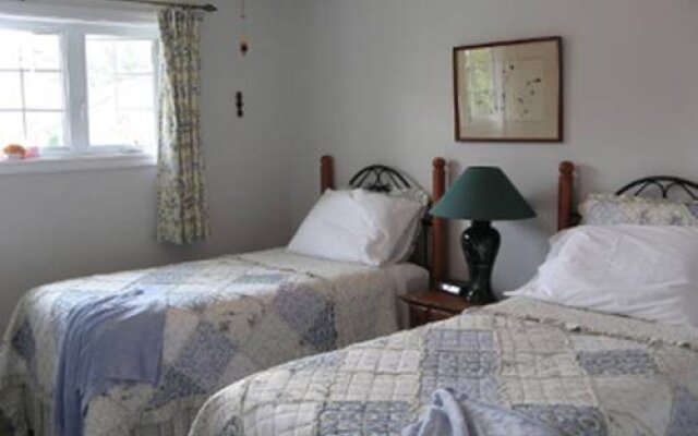 Braeside Court Bed & Breakfast