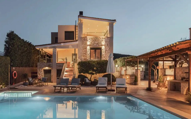 Antonia Luxury Villas