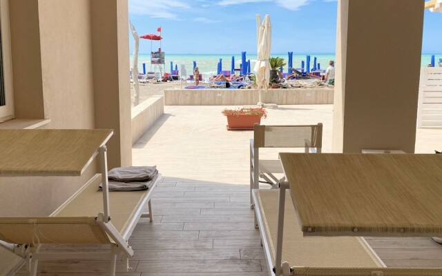 Hotel Cecina Beach