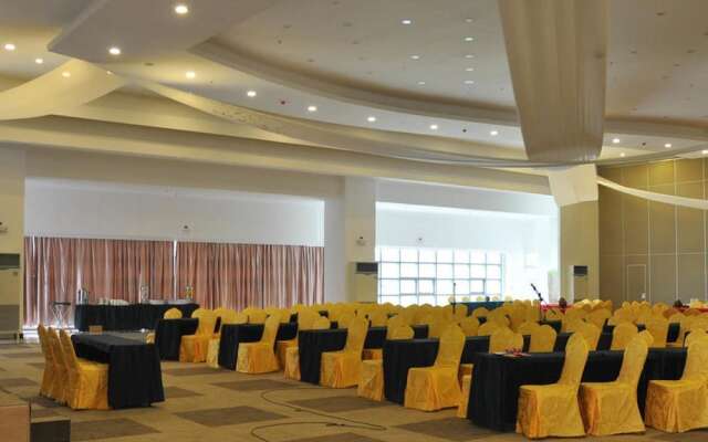 Crown Legacy Hotel