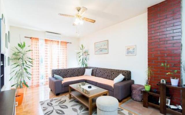 Apartment Lena