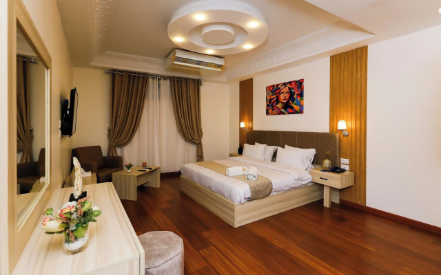 Pyramid Edge Hotel & Exclusive Pyramids View Rooftop