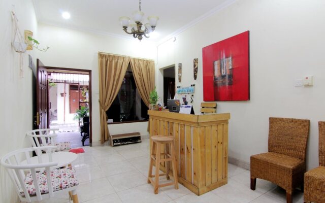 Oke Baik Hostel