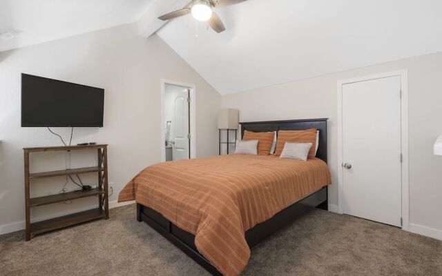 Fall Creek Retreat - 2.5 Miles From DT Branson!