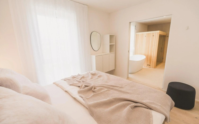 STEILLAGE - Design Moselsuiten mit Panoramablick und SPA