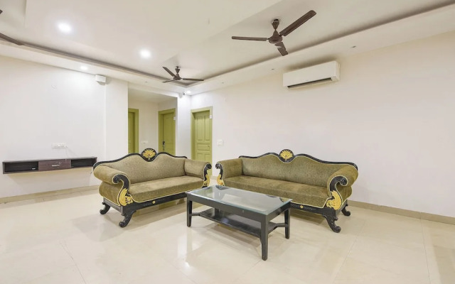 Fabhotel The White Pepper