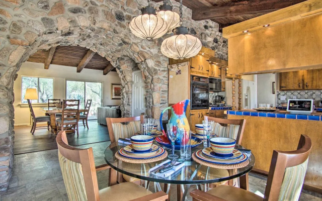 Tucson Foothills Private Estate w/ Mtn Views!