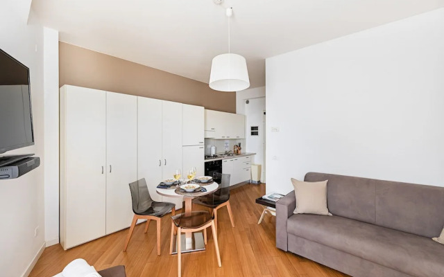 Residenza Miralago - 16 Domitilla - Locazione BK