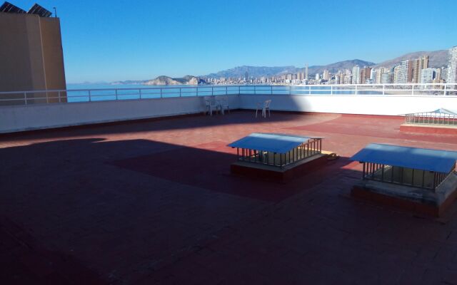 Apartment 1 bedroom 90m Levante Beach