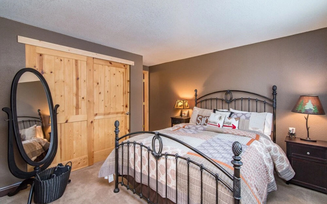 Tahoe Donner House by RedAwning