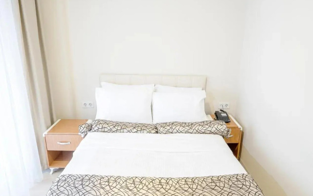 The Corner Inn Hotels By Suit