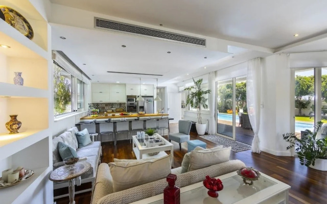 Larnaca Villa Marisol