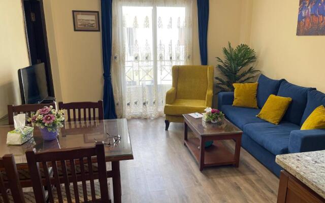 Apartment with private Beach in Sahl Hasheesh