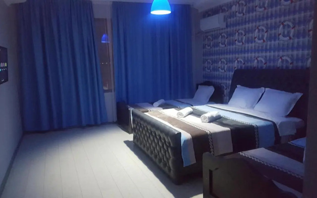Hotel Cruise