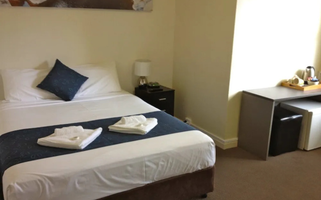 Lees Hotel