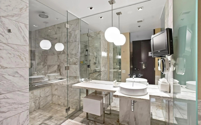 StripViewSuites at Palms Place