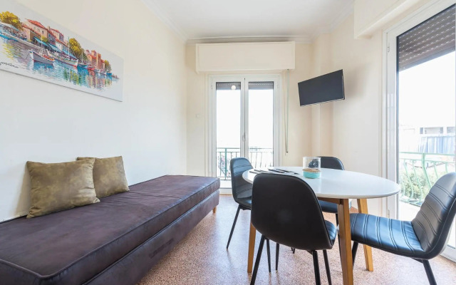 Super Paradise Apartments