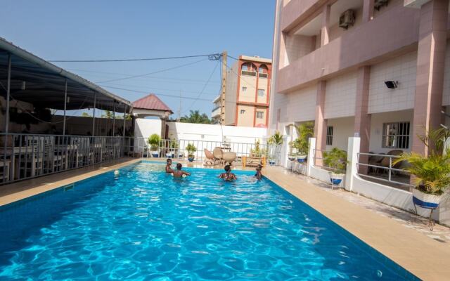 Jeane's Appart Hotel