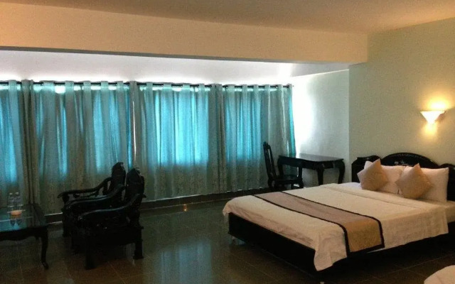 The Sunriver Boutique Hotel Hue