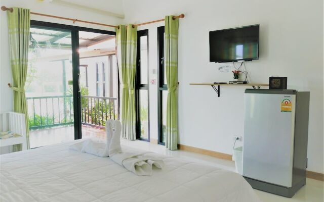 Chomyieam Fishingpark Resort