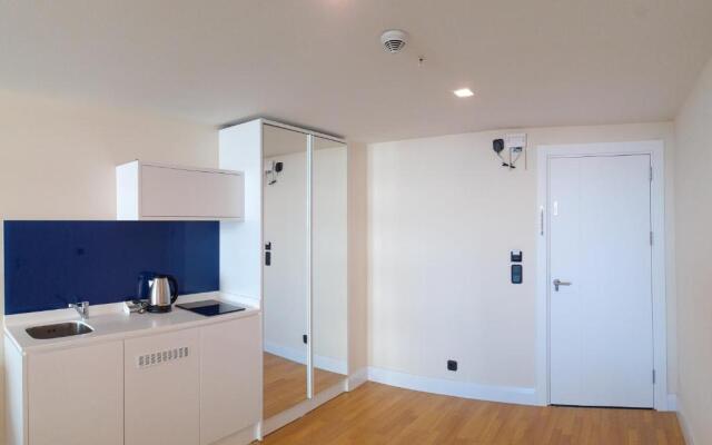 STUDIO ON 42th FLOOR - ORBI CITY