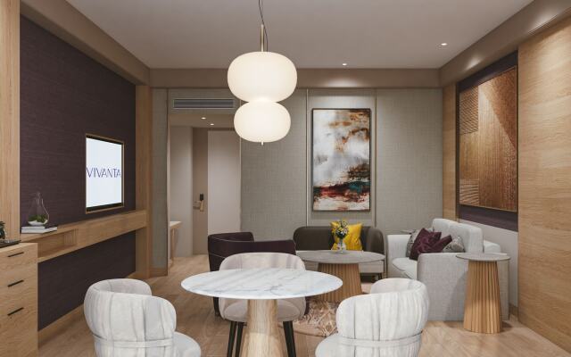 Vivanta Vijayawada, MG Road