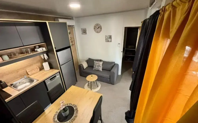 TJ Escape - Mobile Home With Hot Tub And Terrace