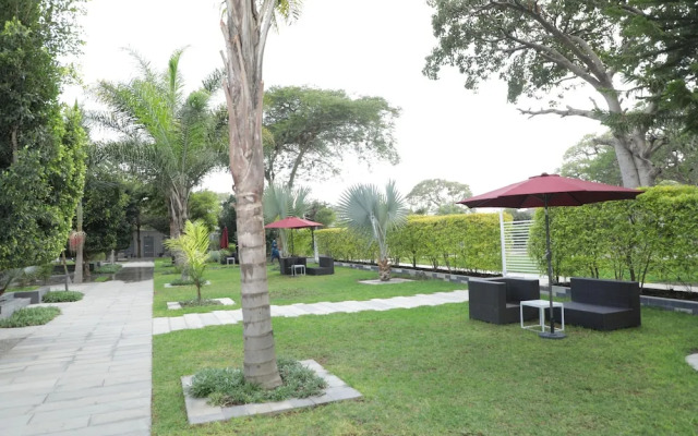 Villa Alpha International Hotel