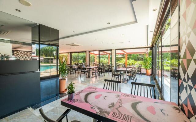 Topazio Vibe Beach Hotel & Apartments - Adults Friendly