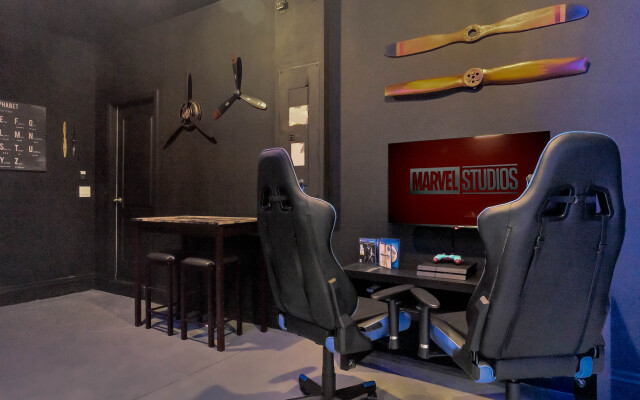 7 Bedroom/ 5 Bathroom Solterra (7599 OL), Davenport, US