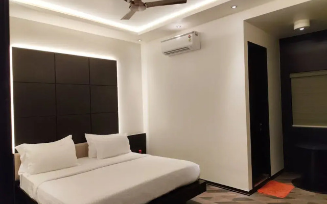 The Long D Hotel and Banquet
