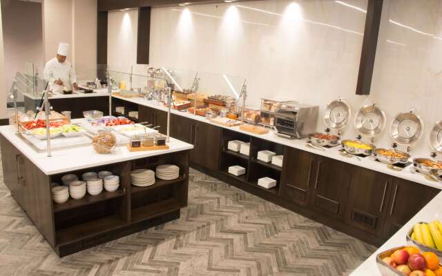 DoubleTree by Hilton Hotel Syracuse