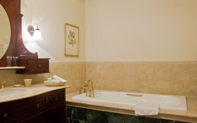 Hotel Majapahit Surabaya - MGallery