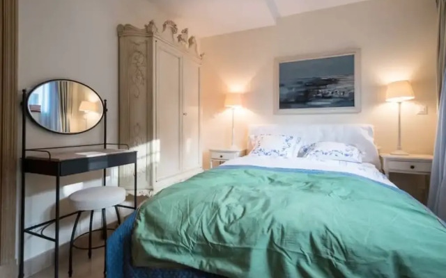 Sangata One Bedroom Luxury Apartment