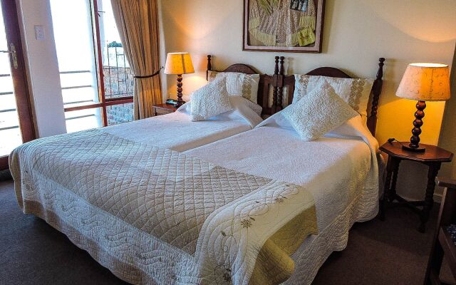 Amzee Bokmakierie Guest House