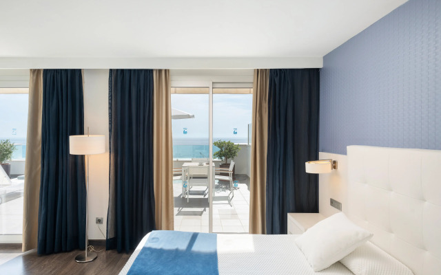 Cala Bona Hotel