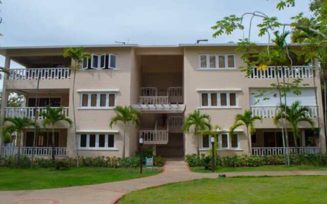 "room in Apartment - Delightful Caribbean Apartment in Boca Chica"