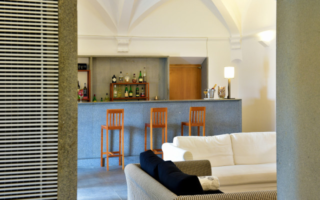 Pousada Convento de Arraiolos - Historic Hotel