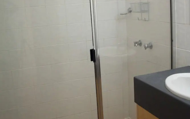 Riverpark-studio apartment
