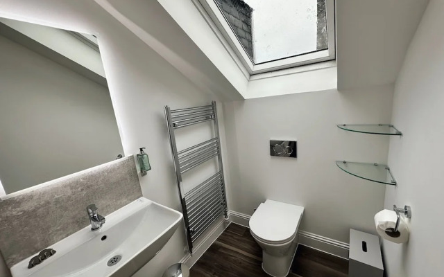 Barnet House Serviced Apartments