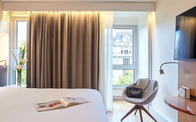 Mercure Paris Arc de Triomphe Etoile