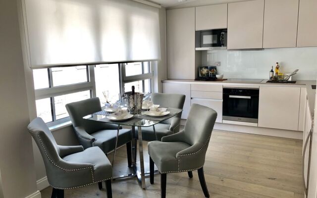 Lux St James Apartment Central London with WIFI - by City Stay London