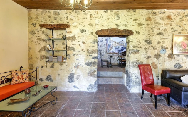 Inviting Villa In Palaiochora With Sea And Mountain Views